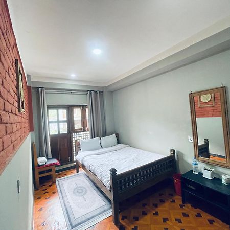 בנדיפור Pasne Aajako Hotel מראה חיצוני תמונה